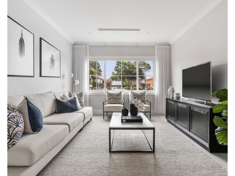 84 Staples Street, Kingsgrove NSW 2208