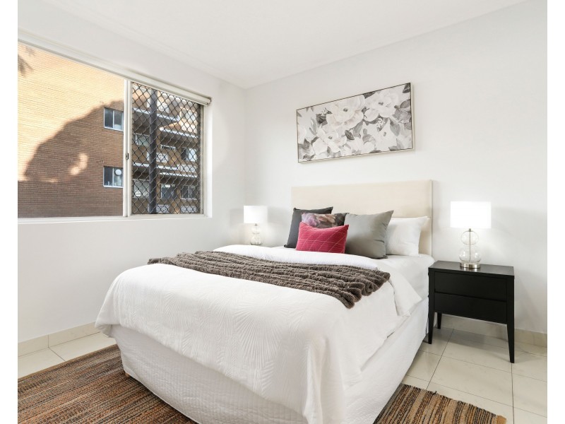 2/2-4 Queen Street, Arncliffe NSW 2205