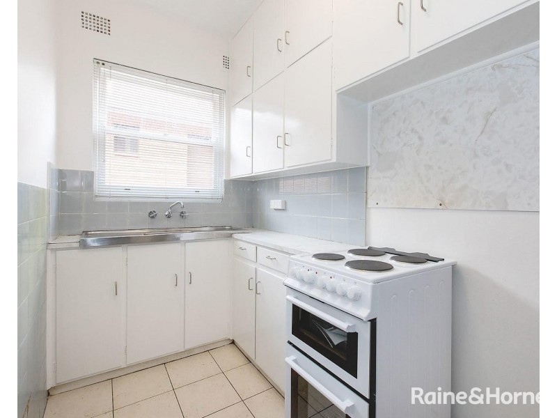 3/17 Jubilee Avenue, Carlton NSW 2218