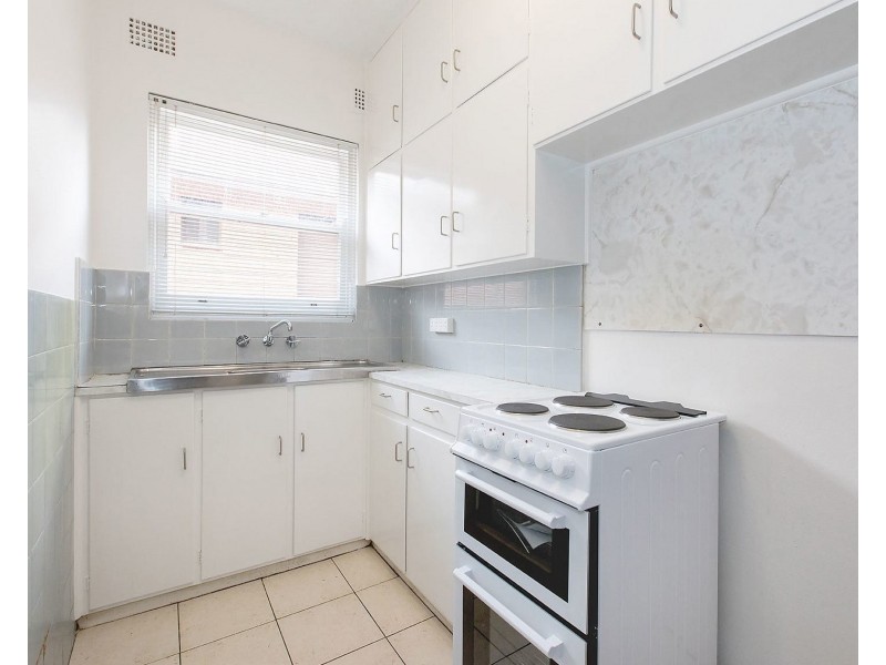 3/17 Jubilee Avenue, Carlton NSW 2218