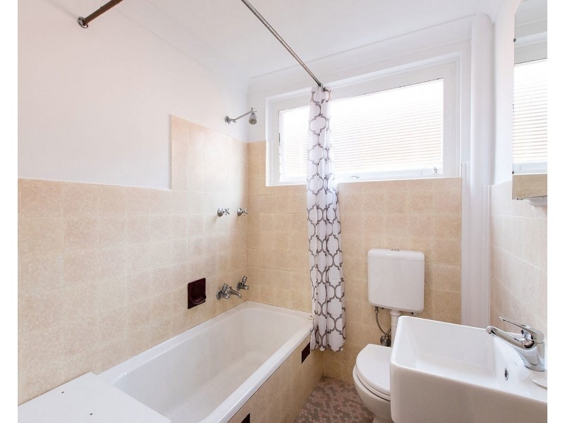 3/17 Jubilee Avenue, Carlton NSW 2218