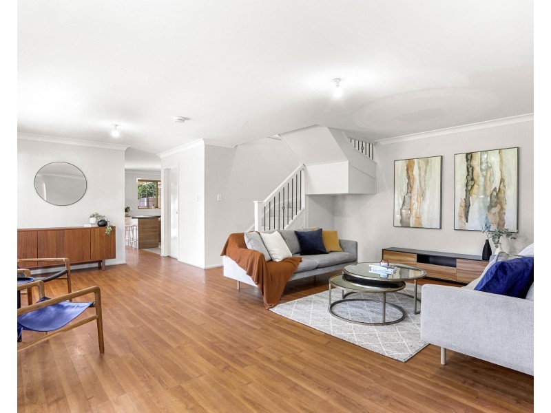 15 Barnes Avenue, Earlwood NSW 2206