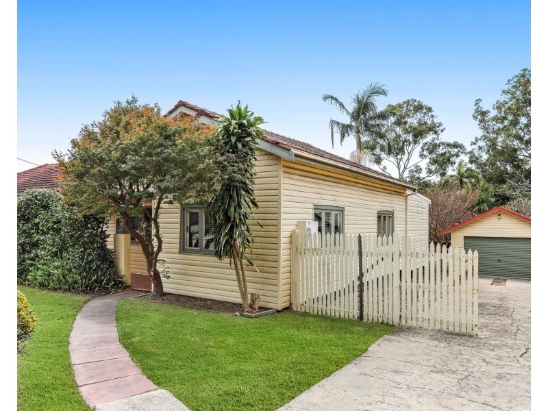 14 Vaughan Street, Blakehurst NSW 2221