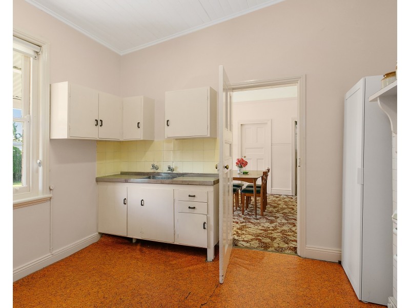 6 Carrington Street, Bexley NSW 2207