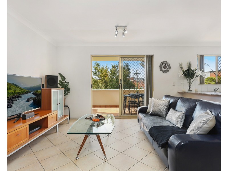 1/437 Forest Road, Bexley NSW 2207