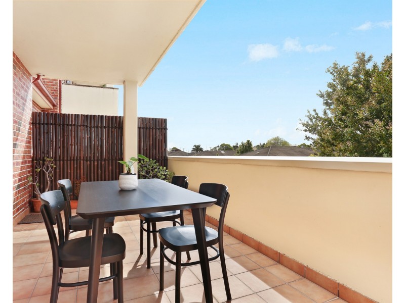 1/437 Forest Road, Bexley NSW 2207