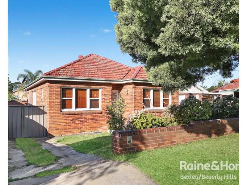 34 Midlothian Avenue, Beverly Hills NSW 2209