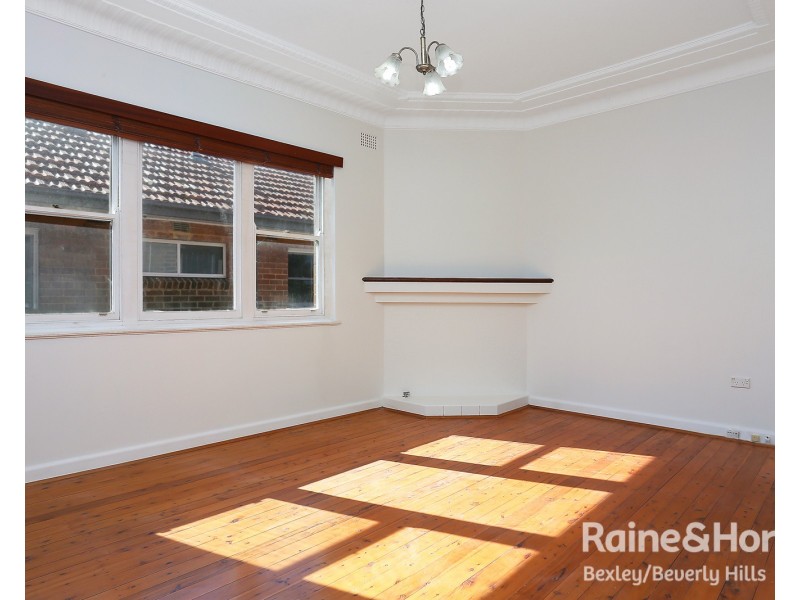 34 Midlothian Avenue, Beverly Hills NSW 2209