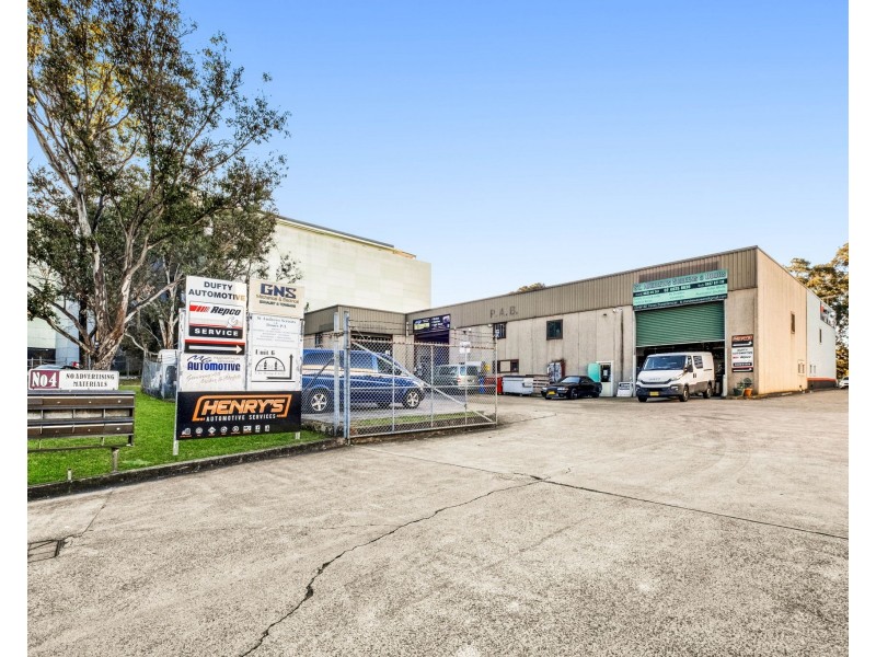 1/4 Grange Road, Leumeah NSW 2560