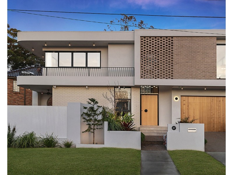 37 Yoorami Road, Beverly Hills NSW 2209