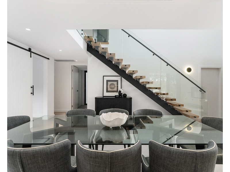 37 Yoorami Road, Beverly Hills NSW 2209