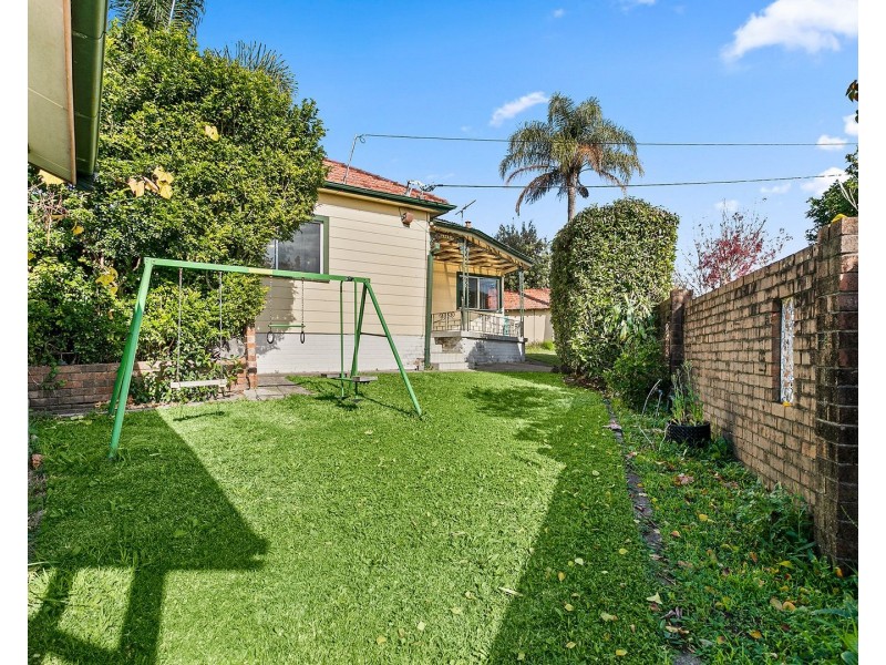 6 Eddystone Road, Bexley NSW 2207