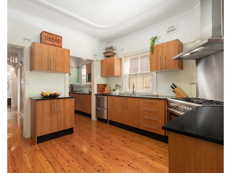 126 Queen Victoria Street, Bexley NSW 2207