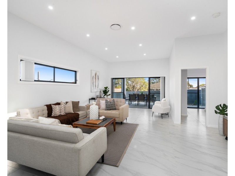 2A Karne Street South, Riverwood NSW 2210