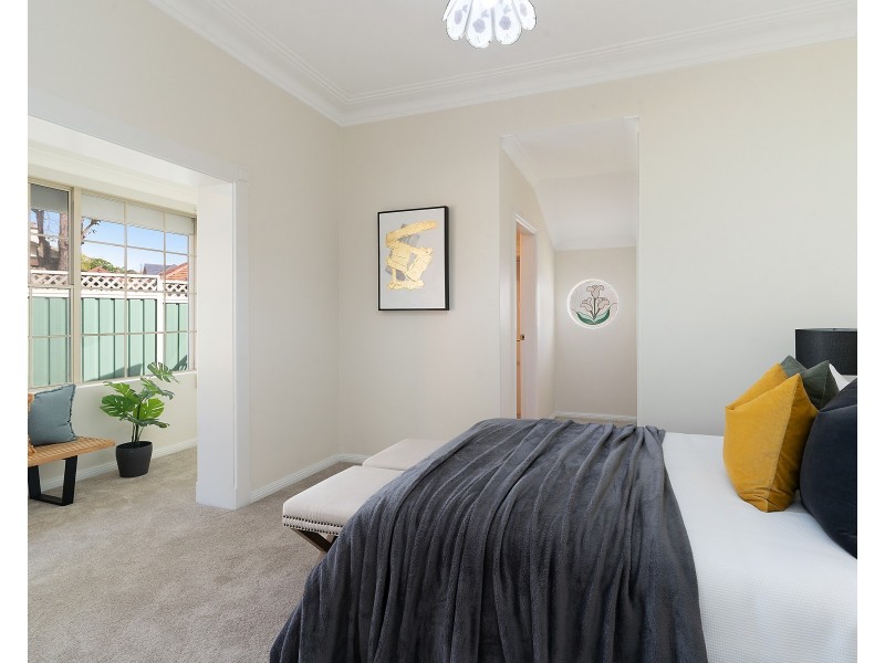 2 Kinsel Grove, Bexley NSW 2207