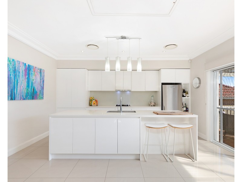 16 Simmons Road, Kingsgrove NSW 2208