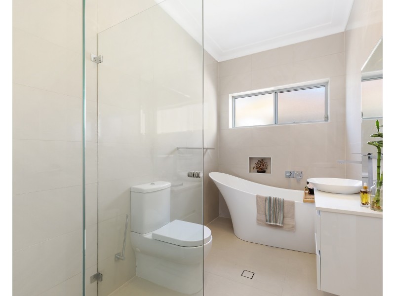 16 Simmons Road, Kingsgrove NSW 2208