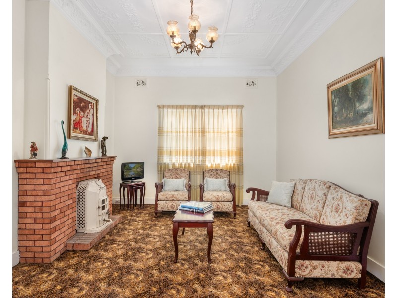 12 Besborough Avenue, Bexley NSW 2207