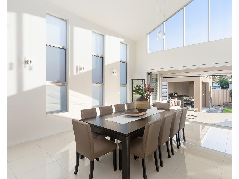 10 Illawarra Parade, Beverly Hills NSW 2209