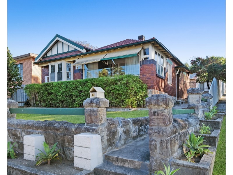 17 Park Road, Carlton NSW 2218