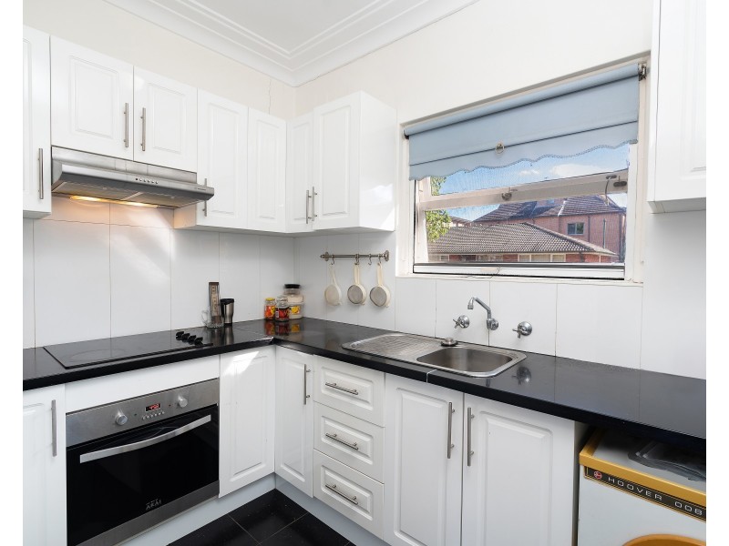 12/10 Dunmore Street, Bexley NSW 2207