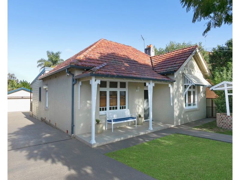 2a Godwin Street, Bexley NSW 2207