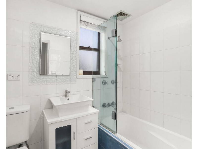 8/8-12 Parry Avenue, Narwee NSW 2209