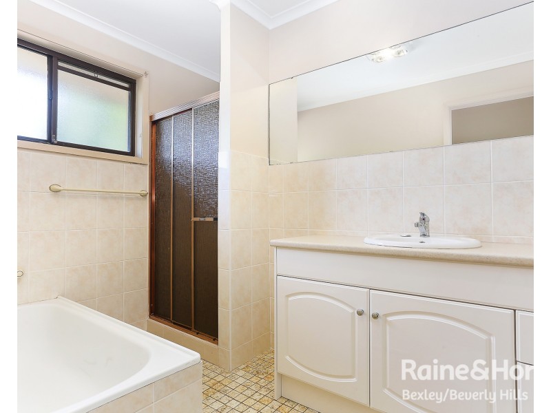 19A Violet Street, Roselands NSW 2196