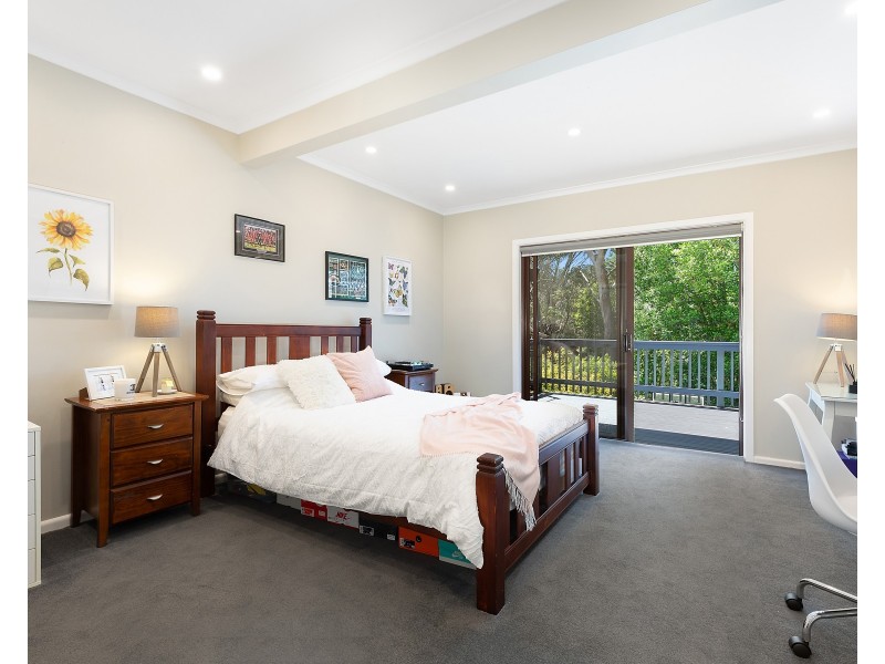 64 Allwood Crescent, Lugarno NSW 2210