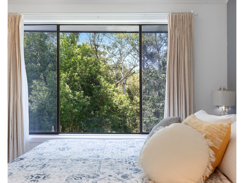 64 Allwood Crescent, Lugarno NSW 2210