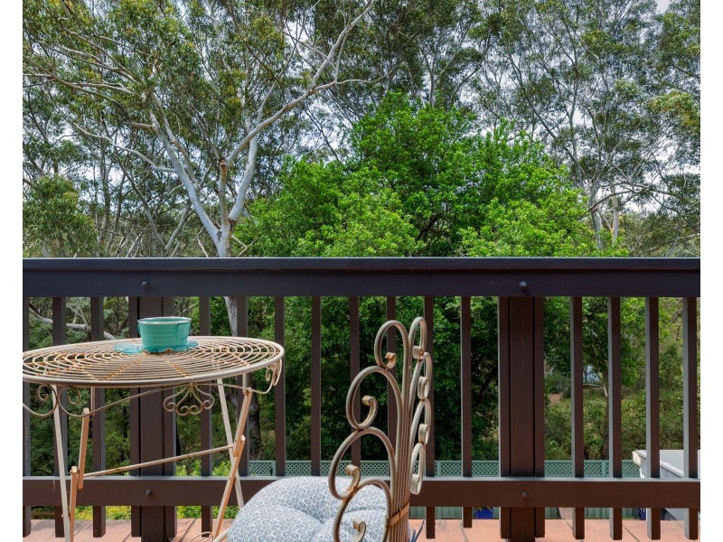 64 Allwood Crescent, Lugarno NSW 2210