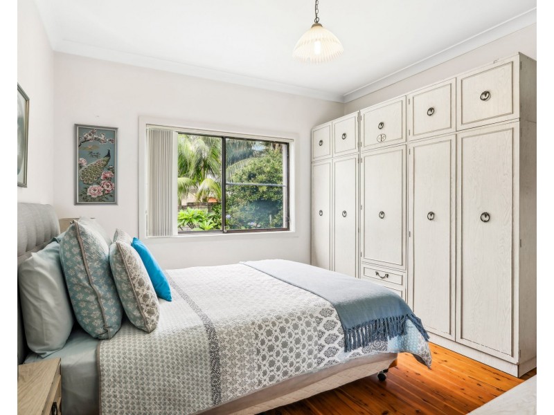 6 Shirley Avenue, Roselands NSW 2196