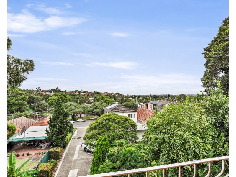 42/26A Wolli Creek Road, Banksia NSW 2216