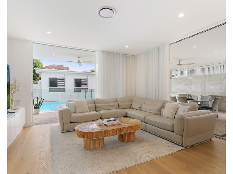 933 King Georges Road, Blakehurst NSW 2221
