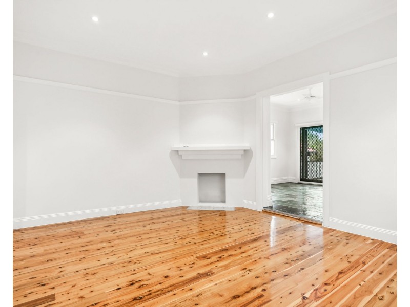 16 Locksley Road, Bexley NSW 2207