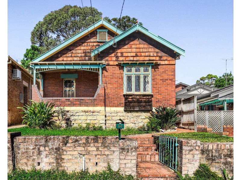 38 Planthurst Road, Carlton NSW 2218