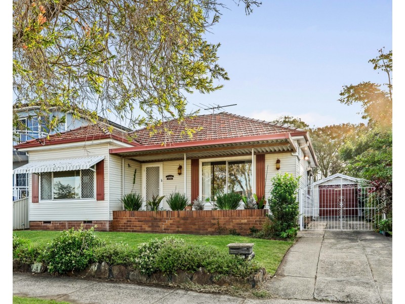 42B Glenfarne Street, Bexley NSW 2207