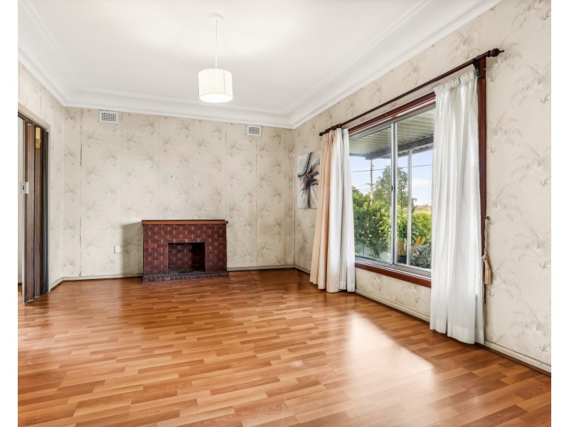42B Glenfarne Street, Bexley NSW 2207