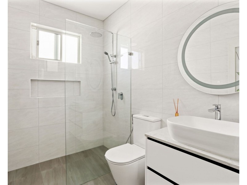 36 Shirley Avenue, Roselands NSW 2196