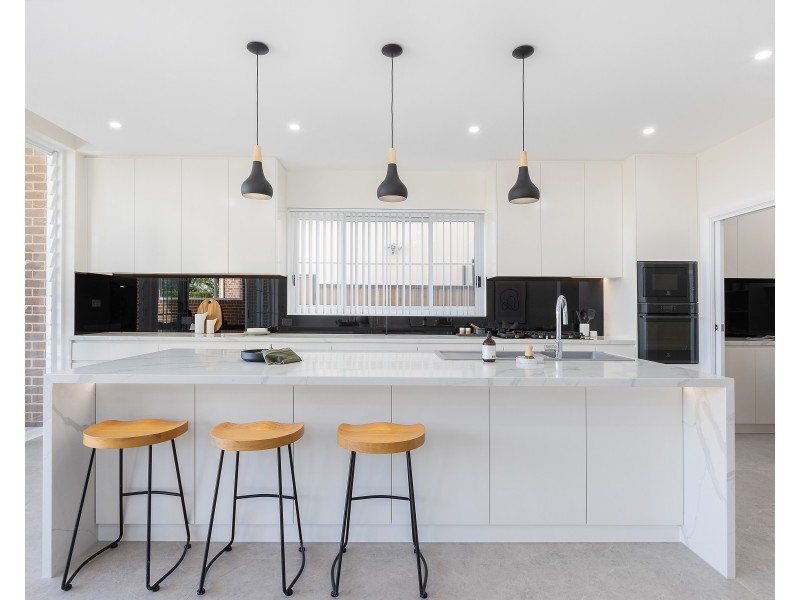 7 Halley Avenue, Bexley NSW 2207