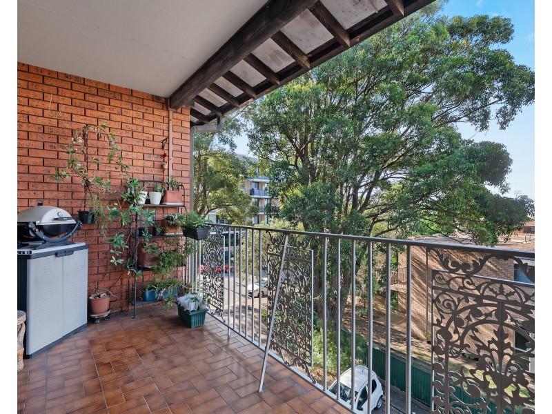 9/1 Buchanan Street, Carlton NSW 2218