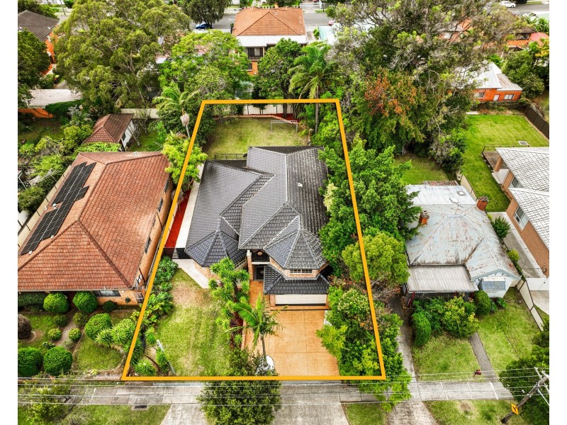 24 Mount Avenue, Roselands NSW 2196