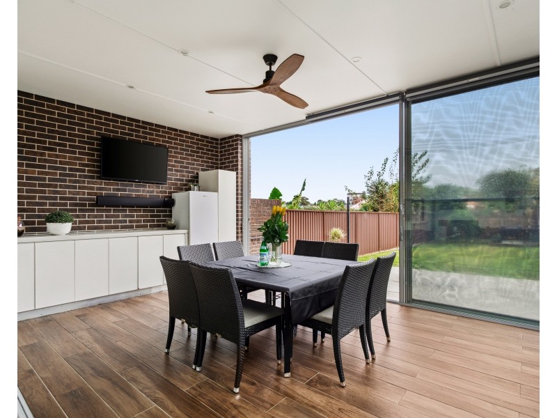 9a Dreadnought Street, Roselands NSW 2196