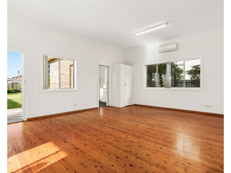 12 Besborough Avenue, Bexley NSW 2207
