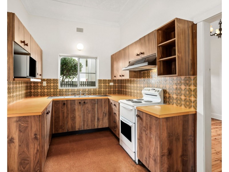 12 Besborough Avenue, Bexley NSW 2207