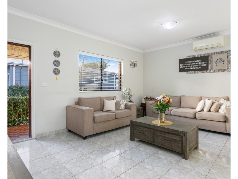 1/26 Albert Street, Bexley NSW 2207