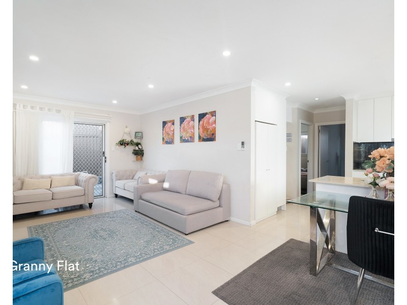 4 Penshurst Road, Roselands NSW 2196