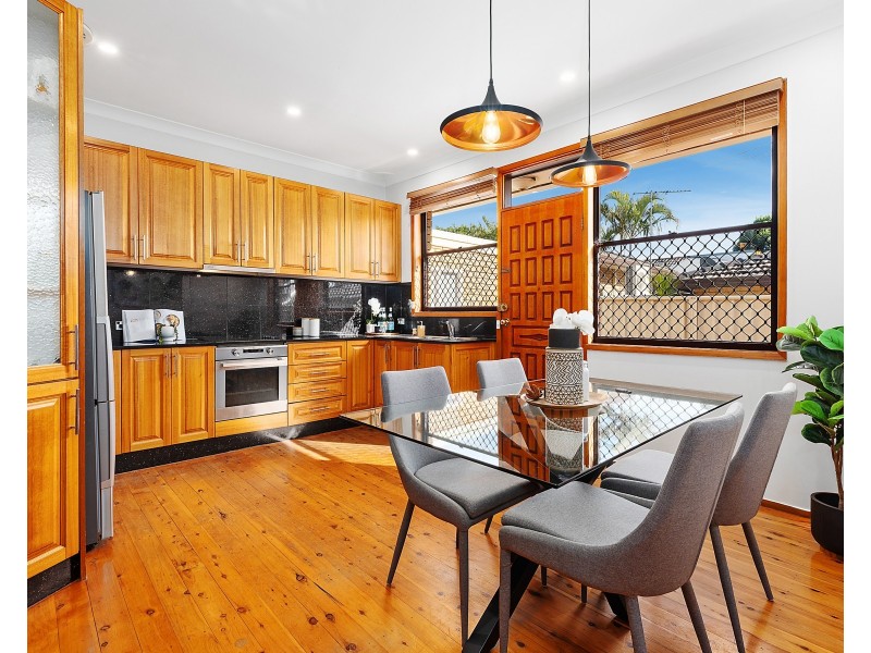2/24 Albert Street, Bexley NSW 2207
