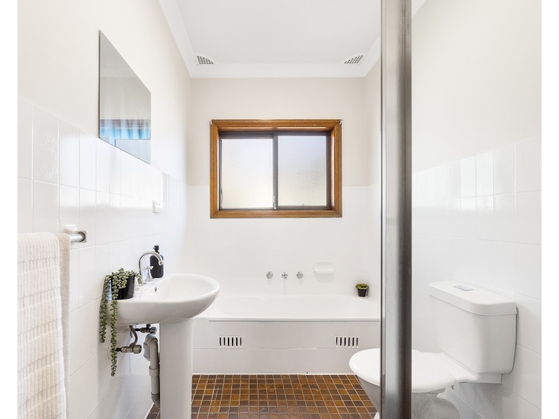 2/6 Arthur Street, Bexley NSW 2207