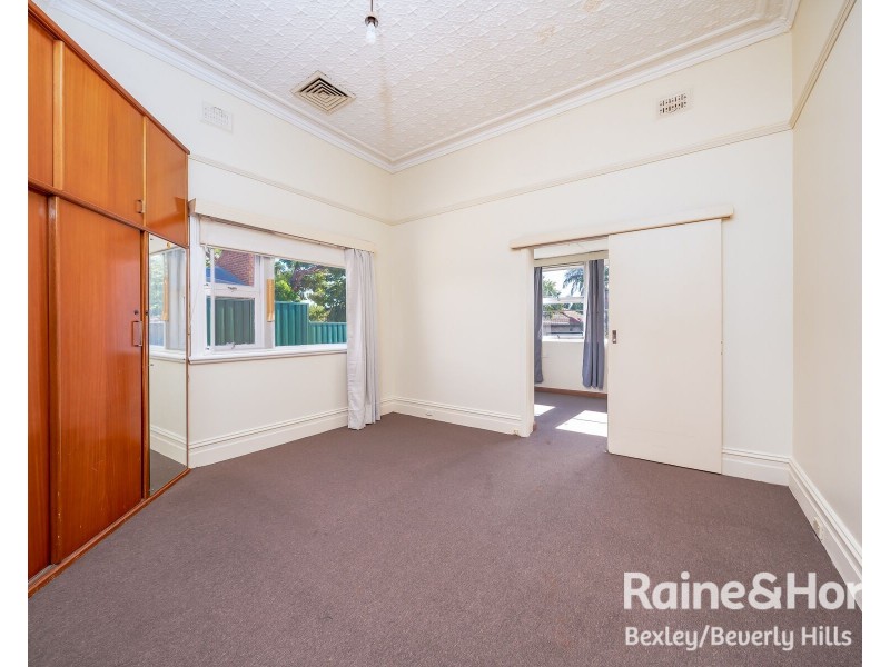 1/51 Gloucester Road, Hurstville NSW 2220